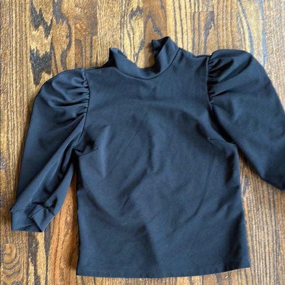 HYFVE Tops - HYFVE Blue Puff Sleeve Ruffled Blouse